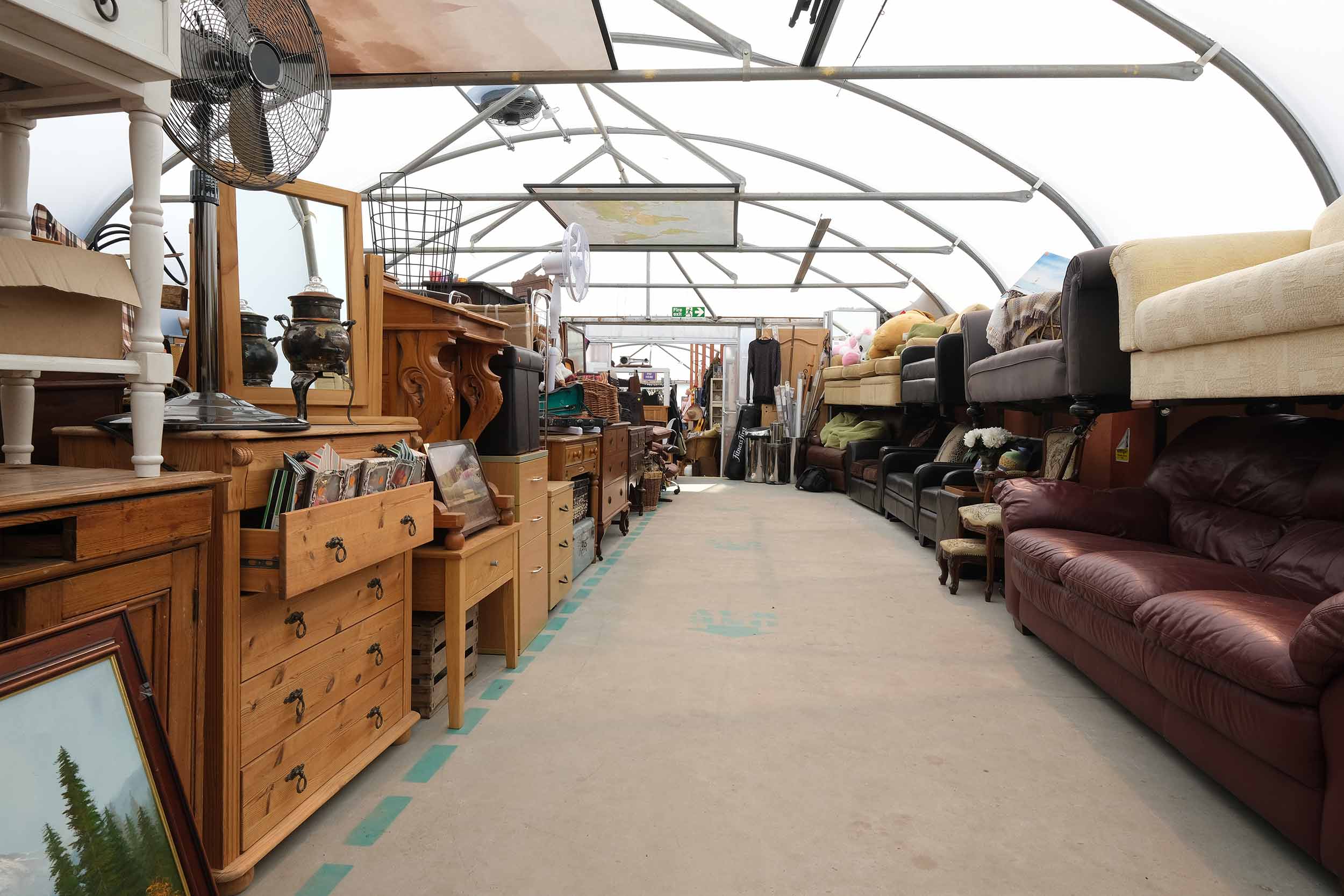 second hand furniture store 